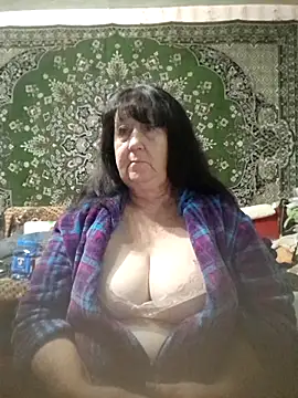 Snapshot of CrystalLime6411 chatting on October 11, 2025, 3:57 pm CrystalLime6411 online show from October 11, 2025, 3:57 pm