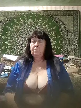 Snapshot of CrystalLime6411 chatting on October 22, 2025, 4:06 pm CrystalLime6411 online show from October 22, 2025, 4:06 pm