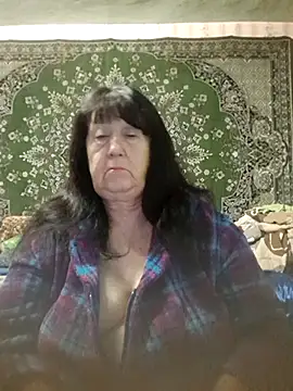 Snapshot of CrystalLime6411 chatting on October 13, 2025, 4:25 am CrystalLime6411 online show from October 13, 2025, 4:25 am