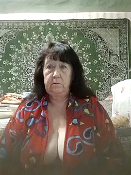 Snapshot of CrystalLime6411 chatting on November 14, 2025, 9:18 pm CrystalLime6411 online show from November 14, 2025, 9:18 pm