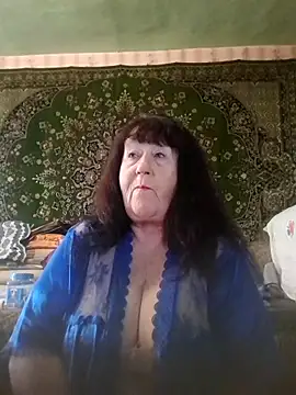 Snapshot of CrystalLime6411 chatting on November 21, 2025, 10:03 am CrystalLime6411 online show from November 21, 2025, 10:03 am