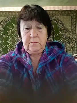 Snapshot of CrystalLime6411 chatting on September 25, 2025, 6:19 am CrystalLime6411 online show from September 25, 2025, 6:19 am