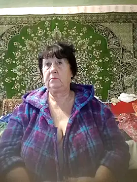 Snapshot of CrystalLime6411 chatting on September 30, 2025, 5:35 am CrystalLime6411 online show from September 30, 2025, 5:35 am