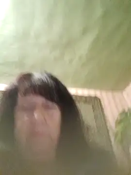 Snapshot of CrystalLime6411 chatting on October 12, 2025, 4:14 am CrystalLime6411 online show from October 12, 2025, 4:14 am