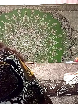 CrystalLime6411 online show from January 8, 2026, 8:20 am