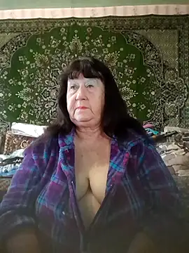 Snapshot of CrystalLime6411 chatting on October 23, 2025, 6:12 am CrystalLime6411 online show from October 23, 2025, 6:12 am