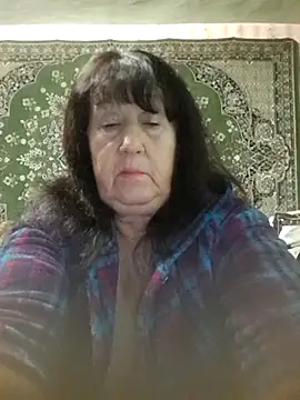 Snapshot of CrystalLime6411 chatting on October 12, 2025, 4:19 pm CrystalLime6411 online show from October 12, 2025, 4:19 pm