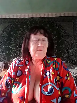 CrystalLime6411 online show from December 5, 2025, 11:31 am