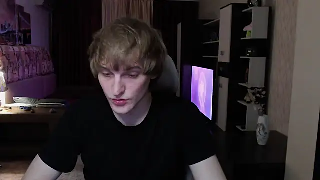 Playersuperstar online show from December 3, 2025, 8:19 pm