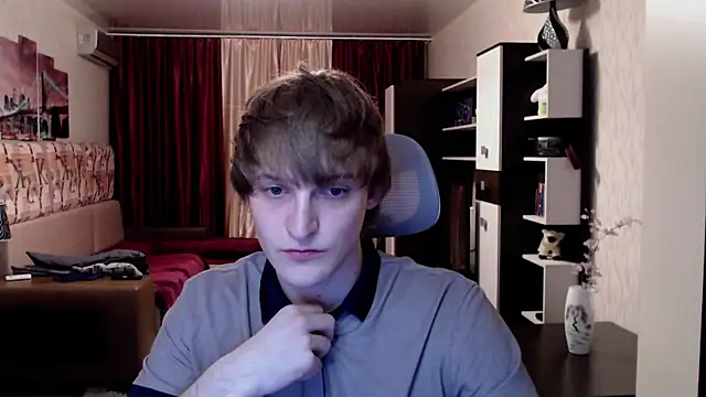 Playersuperstar online show from October 27, 2025, 4:19 pm