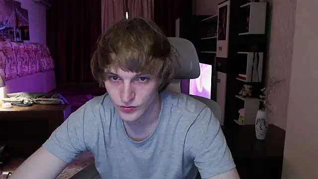 Playersuperstar online show from March 22, 2026, 7:04 pm