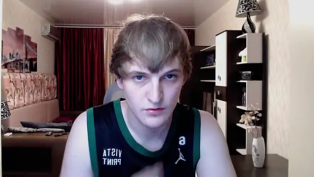 Playersuperstar online show from September 19, 2025, 8:46 pm