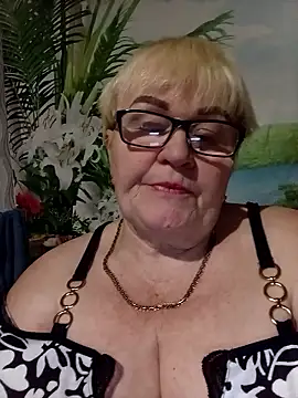 VioletSweet5566 online show from January 8, 2026, 7:09 pm