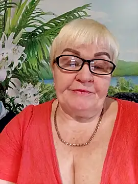 VioletSweet5566 online show from December 17, 2025, 10:31 am