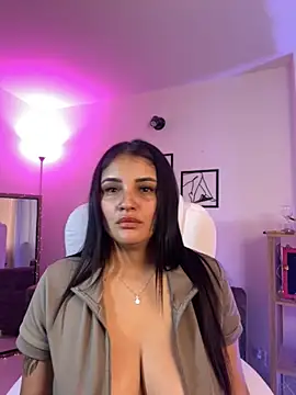 Julieta92  online show from November 9, 2025, 5:28 pm