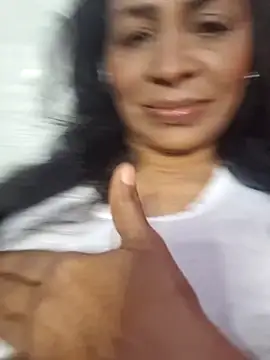 floresblancas online show from October 2, 2025, 12:19 pm