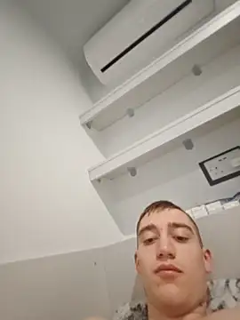 Snapshot of ASL70 chatting on November 8, 2025, 1:03 pm ASL70 online show from November 8, 2025, 1:03 pm