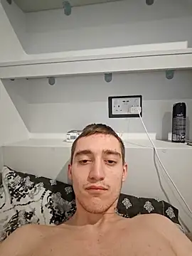 Snapshot of ASL70 chatting on October 11, 2025, 10:38 am ASL70 online show from October 11, 2025, 10:38 am