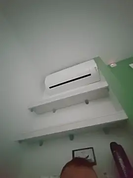 Snapshot of ASL70 chatting on October 26, 2025, 4:29 pm ASL70 online show from October 26, 2025, 4:29 pm