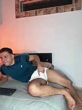 max valiant1 online show from September 17, 2025, 4:58 am