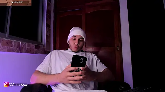 max valiant1 online show from January 13, 2026, 4:38 am