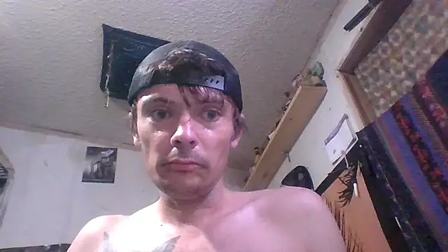 Snapshot of RichardW chatting on November 1, 2025, 10:53 am RichardW online show from November 1, 2025, 10:53 am