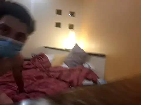 Snapshot of Molly_Erik chatting on December 19, 2025, 9:33 am Molly Erik online show from December 19, 2025, 9:33 am