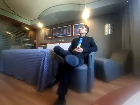 Snapshot of Molly_Erik chatting on November 14, 2025, 7:17 pm Molly Erik online show from November 14, 2025, 7:17 pm