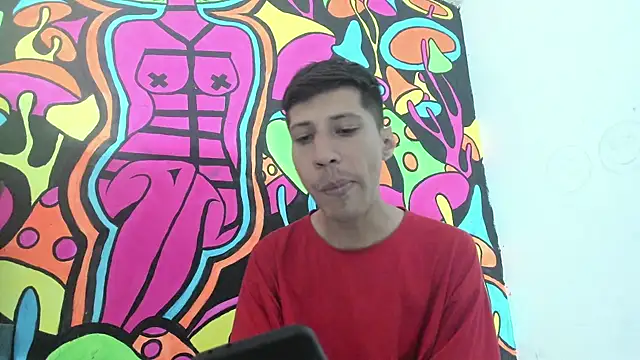 Trp444 online show from September 24, 2025, 7:09 pm