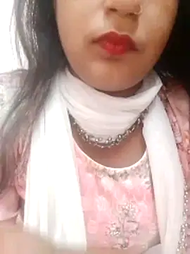 Babe Doll04 online show from May 13, 2026, 7:04 am