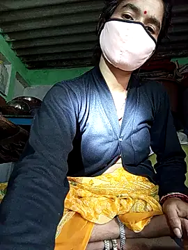 MISS LOVE 001 online show from October 31, 2025, 8:55 am