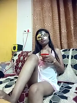 Snapshot of Radhika_01 chatting on May 4, 2026, 6:55 pm Radhika 01 online show from May 4, 2026, 6:55 pm