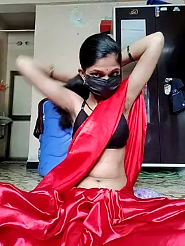 Snapshot of Shivani2002 chatting on September 18, 2025, 7:33 am Shivani2002 online show from September 18, 2025, 7:33 am