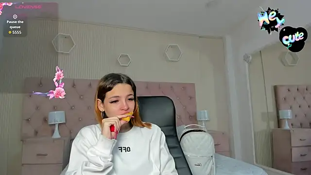 MadisonSky  online show from December 21, 2025, 1:35 pm