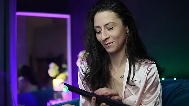 RubyRosa online show from December 14, 2025, 10:48 pm