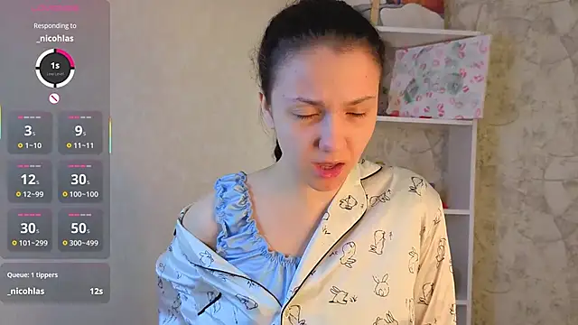 GiseleLamos online show from April 11, 2026, 3:14 am