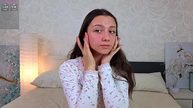 GiseleLamos online show from October 18, 2025, 3:08 am