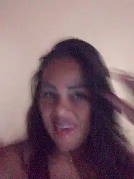 afroditaligh online show from October 8, 2025, 12:17 pm