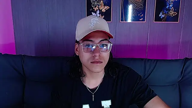 Snapshot of dirty_model chatting on February 16, 2026, 9:45 pm dirty model online show from February 16, 2026, 9:45 pm