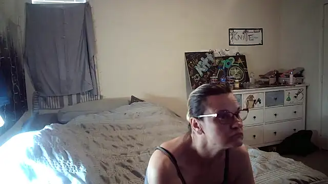 Snapshot of PremiumKitty chatting on January 12, 2026, 6:58 pm PremiumKitty online show from January 12, 2026, 6:58 pm