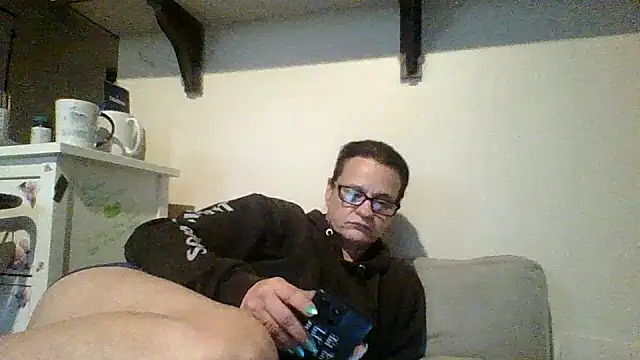 Snapshot of PremiumKitty chatting on February 21, 2026, 1:07 am PremiumKitty online show from February 21, 2026, 1:07 am