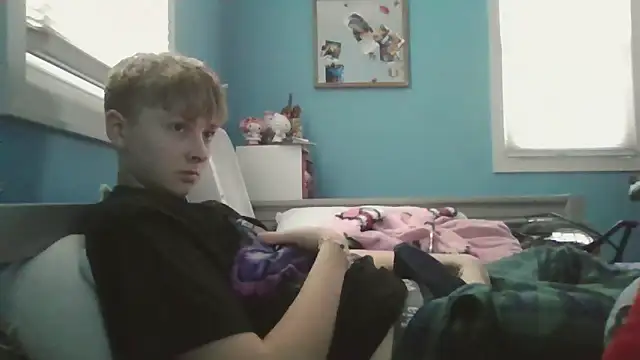 Liam axel35 online show from November 27, 2025, 7:25 pm