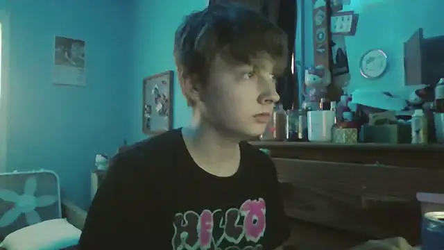 Liam axel35 online show from January 18, 2026, 7:28 pm