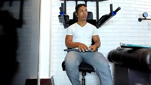 ItaloMoore online show from February 26, 2026, 11:54 am