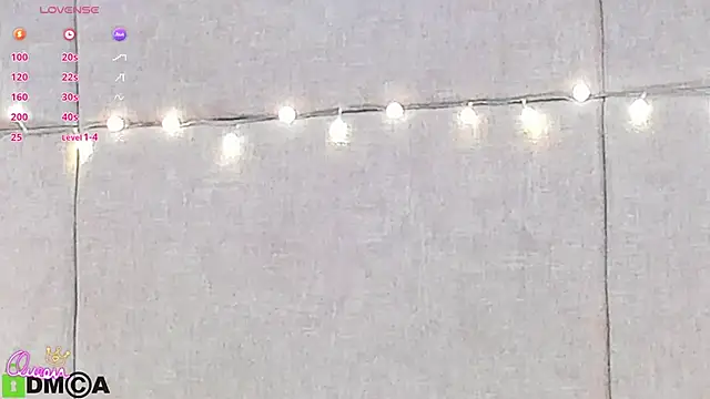 VioletHilton online show from February 5, 2026, 6:59 pm