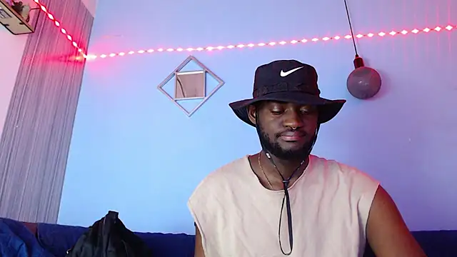 eebony stallion online show from April 9, 2026, 6:25 pm