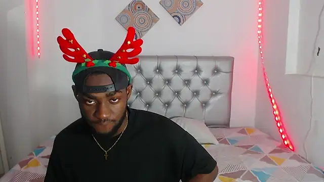 eebony stallion online show from December 3, 2025, 6:18 pm