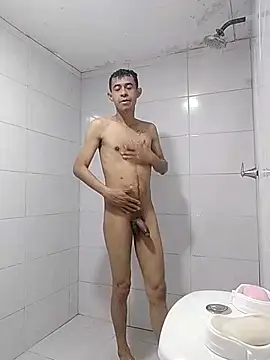 SUPERLUISKA   online show from November 21, 2025, 10:09 pm