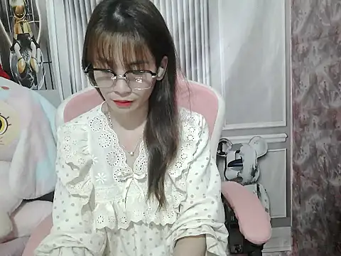 Suzy888 online show from October 18, 2025, 5:48 pm