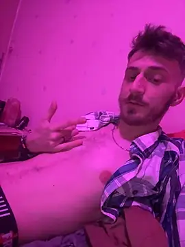 Snapshot of mister_twitter chatting on February 12, 2026, 12:54 am mister twitter online show from February 12, 2026, 12:54 am